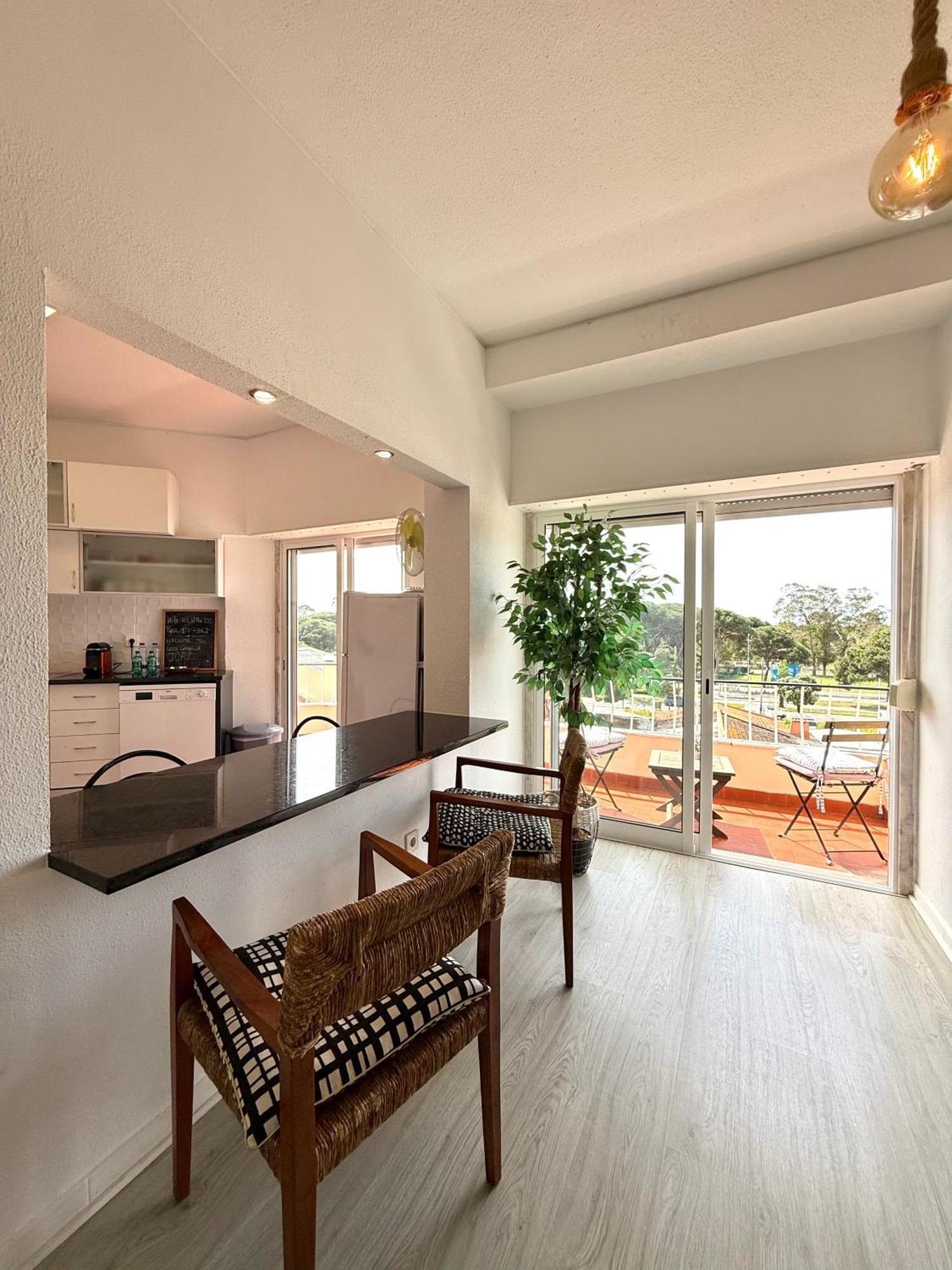 Espectacular Apartamento Na Praia A 20 Min De Lisboa Costa de Caparica Luaran gambar