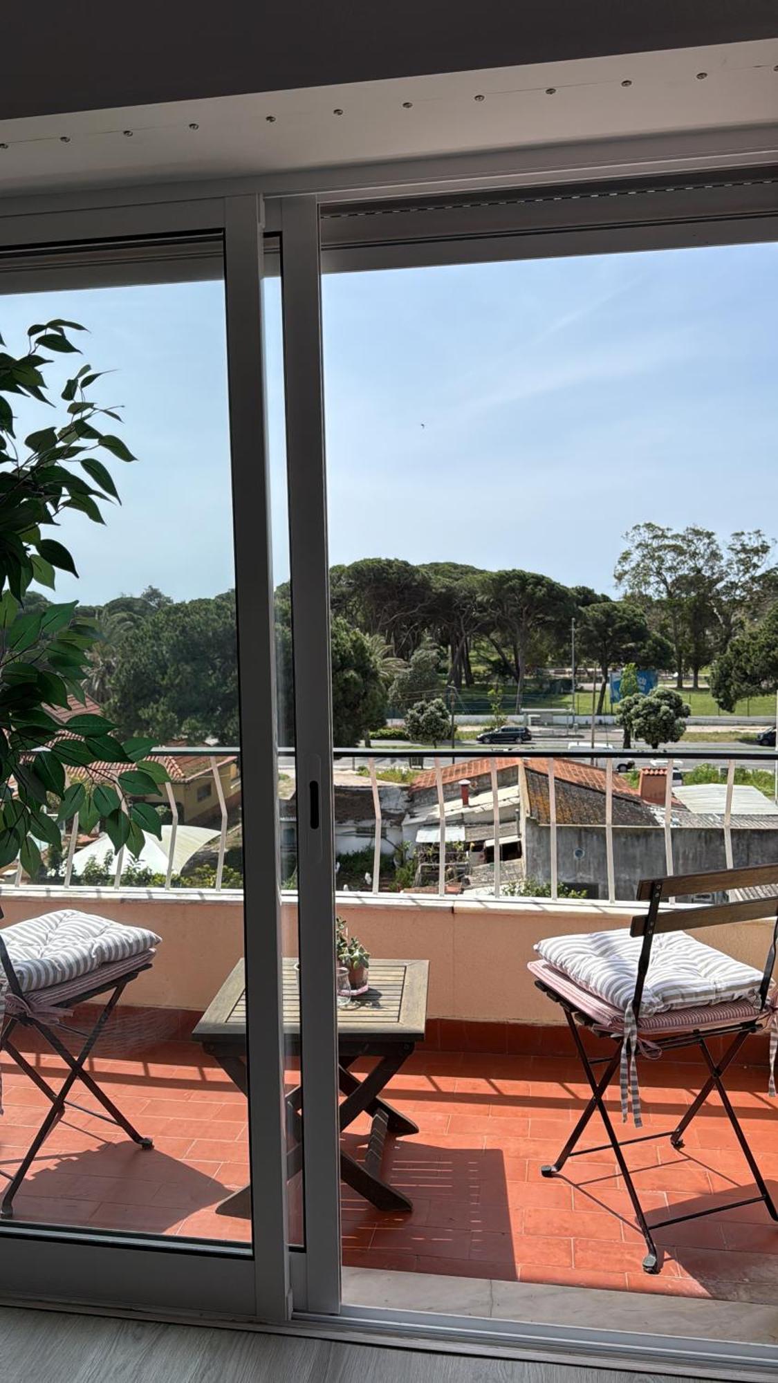 Espectacular Apartamento Na Praia A 20 Min De Lisboa Costa de Caparica Luaran gambar