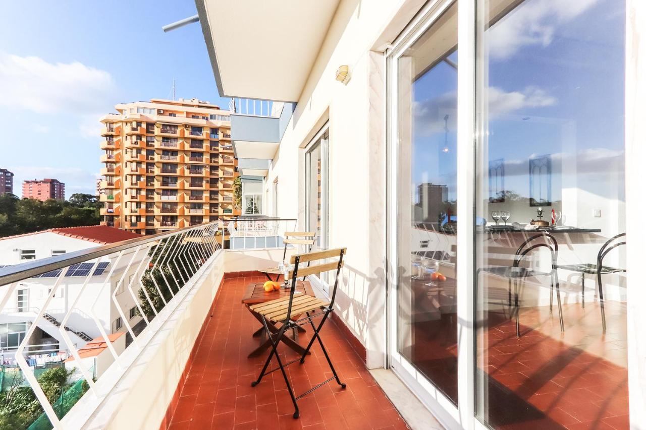Espectacular Apartamento Na Praia A 20 Min De Lisboa Costa de Caparica Luaran gambar